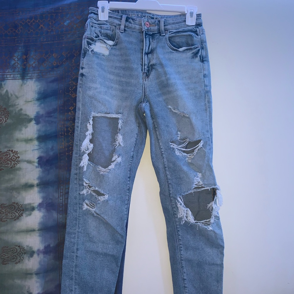 American Eagle mom jeans
